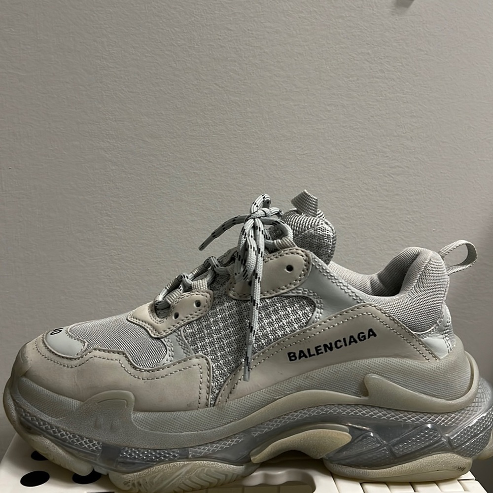 BALENCIANGA Triple S Shoes